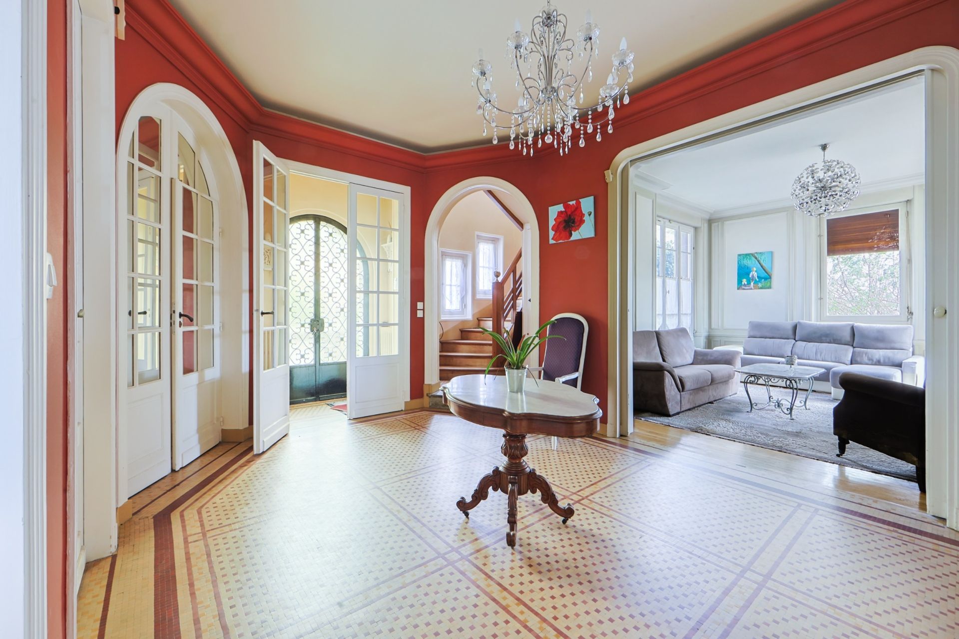 mansion 8 rooms for sale on BAILLY ROMAINVILLIERS (77700)