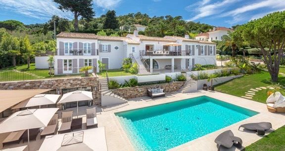 house 8 rooms for sale on ST TROPEZ (83990)